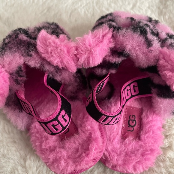 Toddler Uggs - Picture 3 of 4